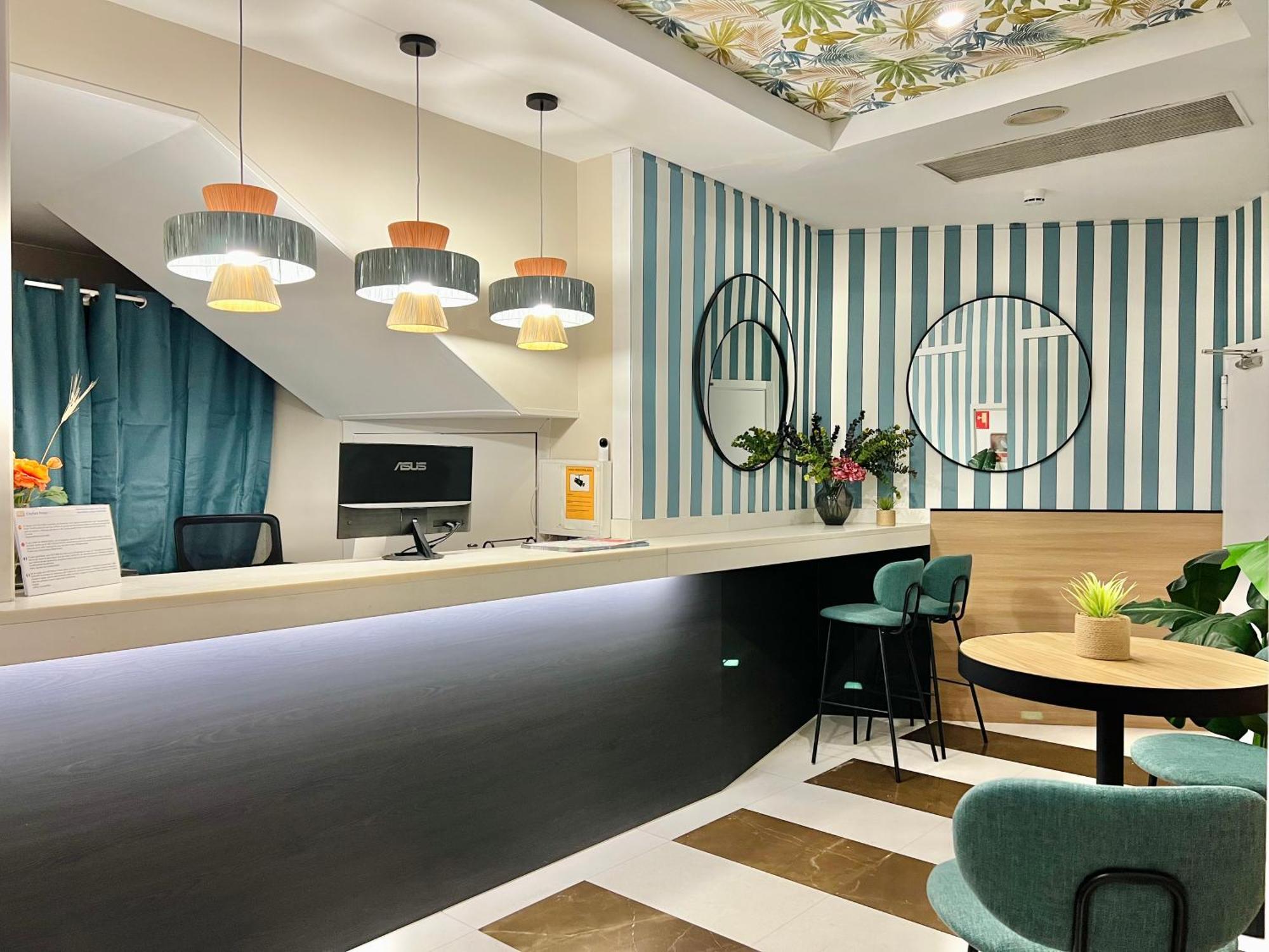 Itc Barcelona By Soho Boutique Hotel Exterior photo