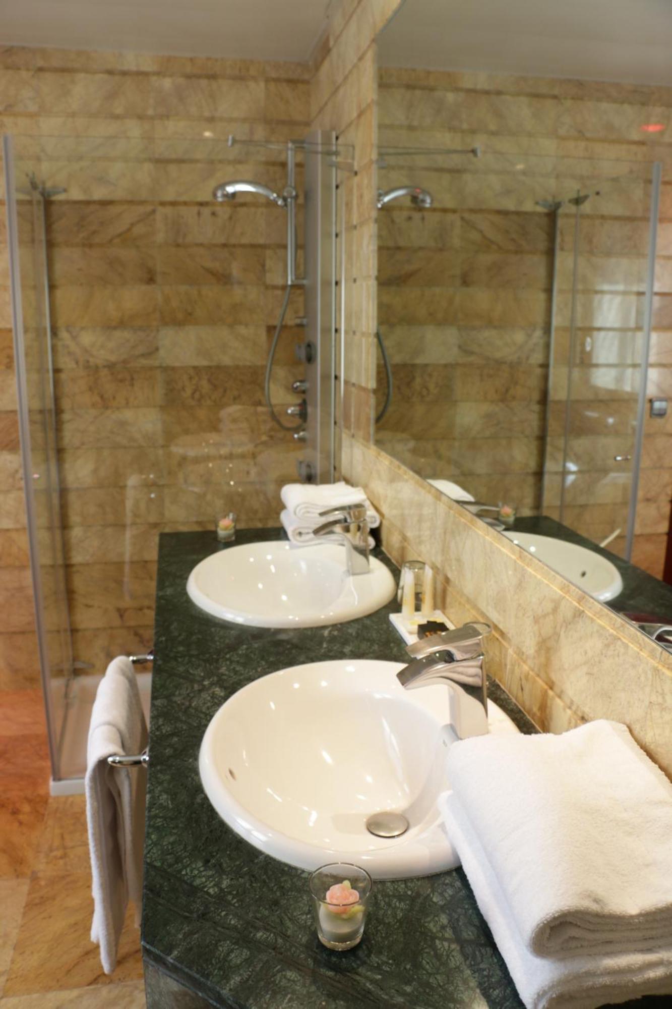 Itc Barcelona By Soho Boutique Hotel Room photo