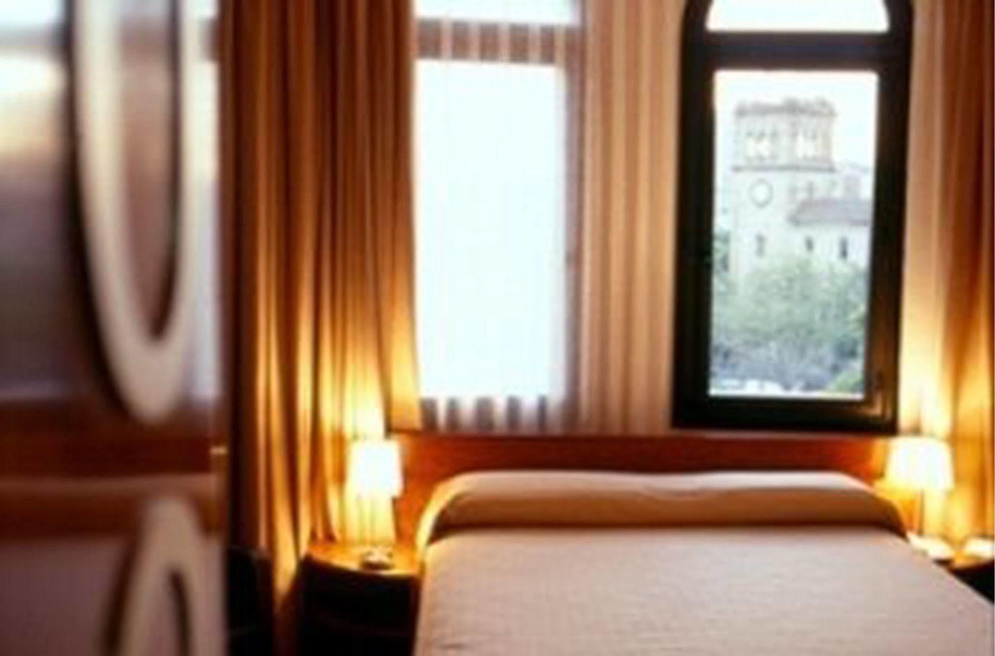 Itc Barcelona By Soho Boutique Hotel Exterior photo