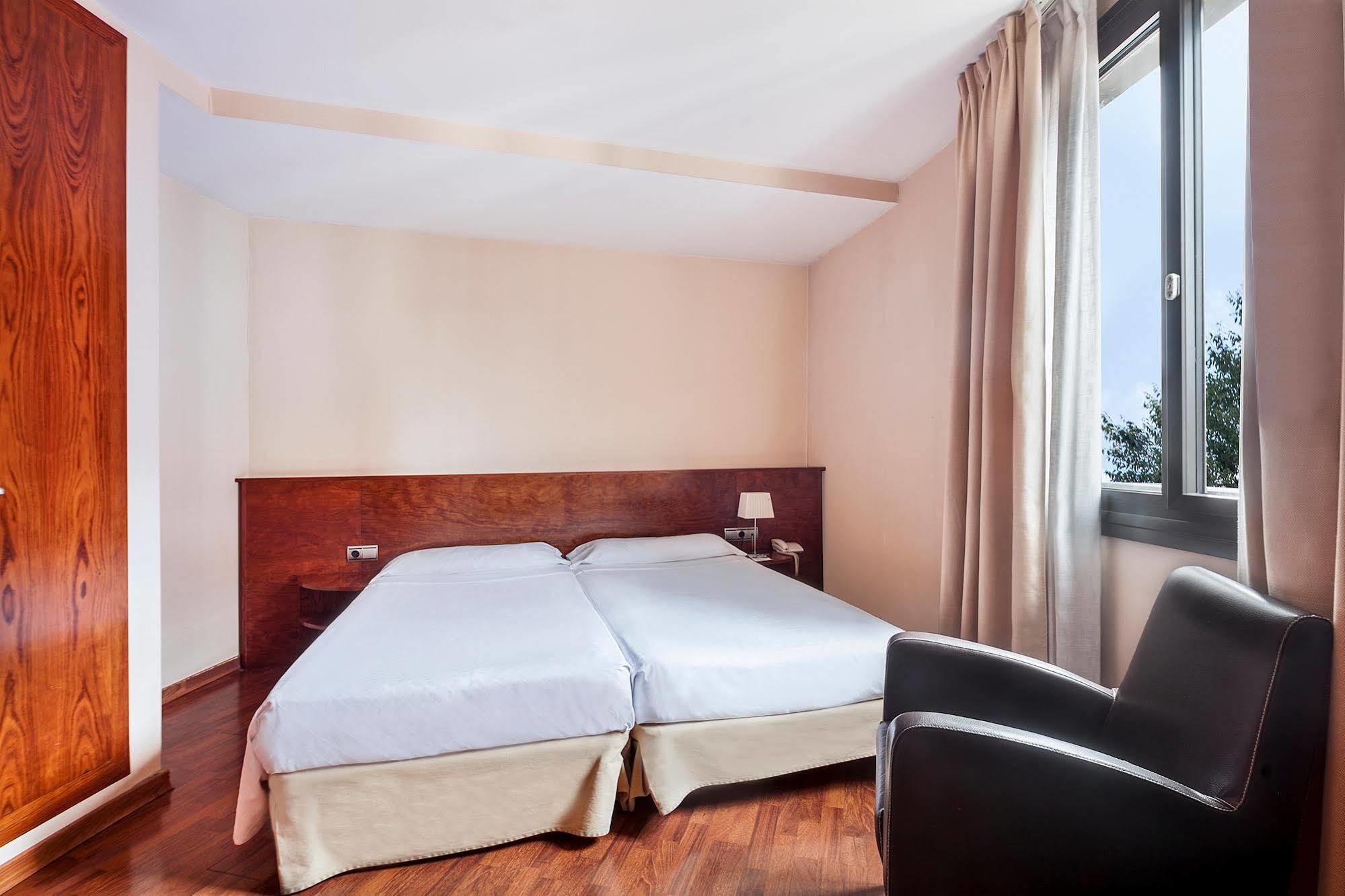 Itc Barcelona By Soho Boutique Hotel Exterior photo
